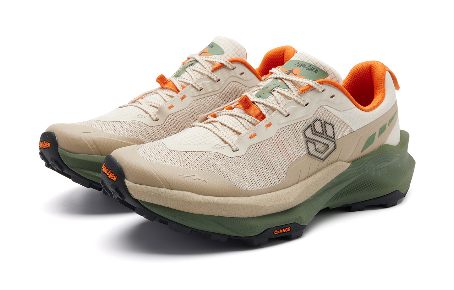 Mountain God 'Beige'