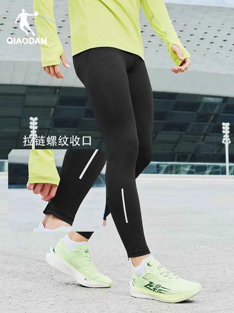 Running Tights Secondary image